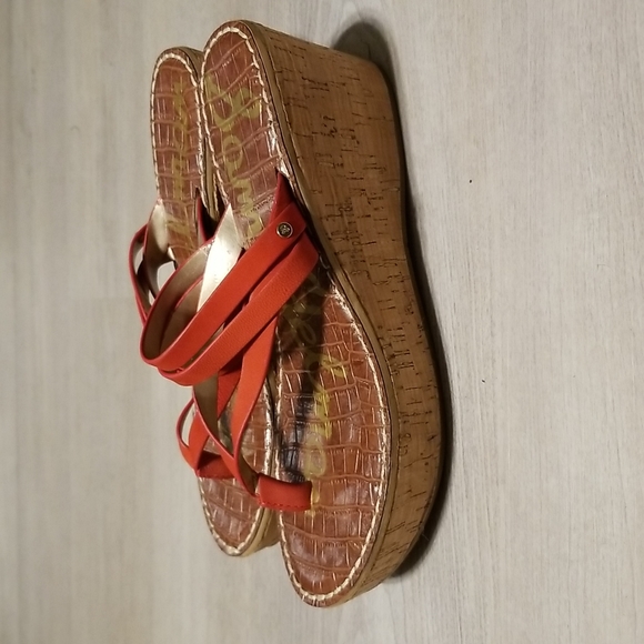 NWOT Sam Edelman Rasha Red Wedge Size 8 - Picture 1 of 10